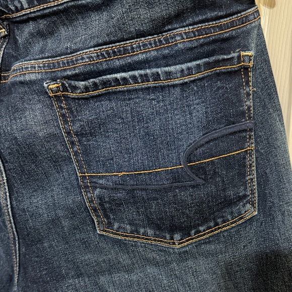 American Eagle Outfitters Dark Indigo Straight Leg Jeans - Picture 7 of 10